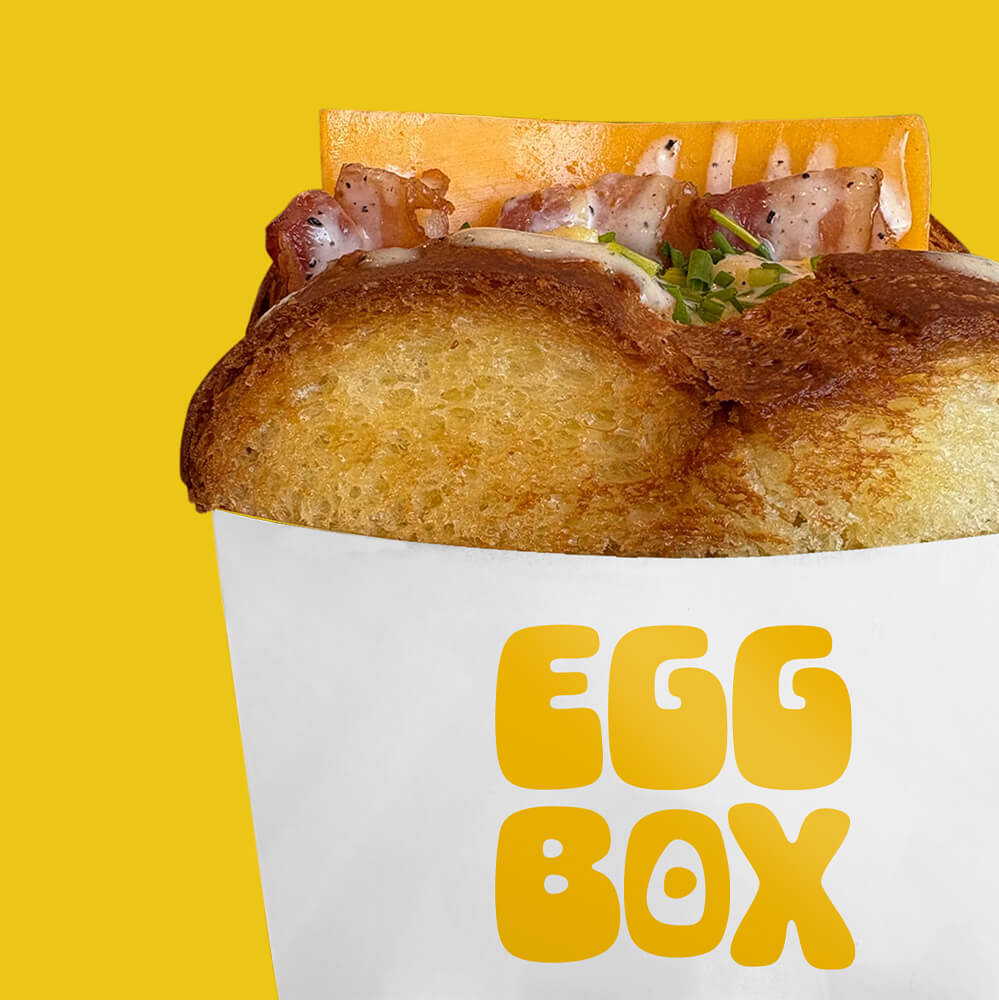bacon breakfast sandwich